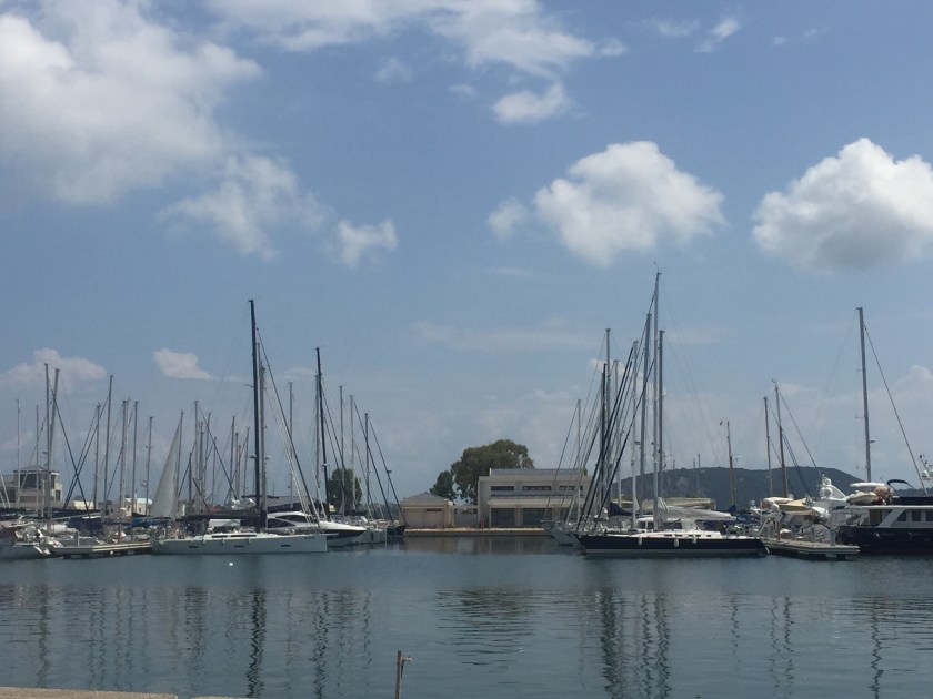 6962A735-92F6-4846-A14A-7A4B85B3DDD1