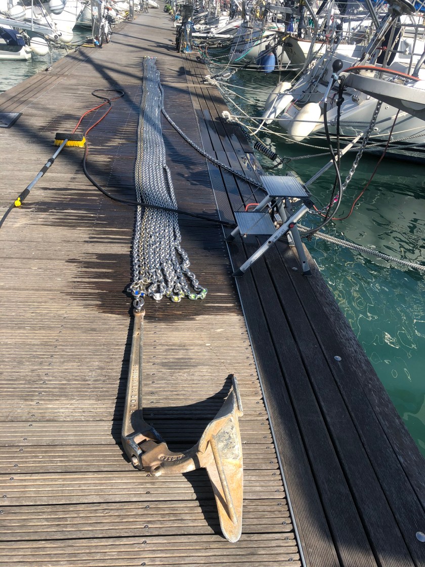 3734B1DC-2646-4FE5-8CCA-FF9F8D6C19CB