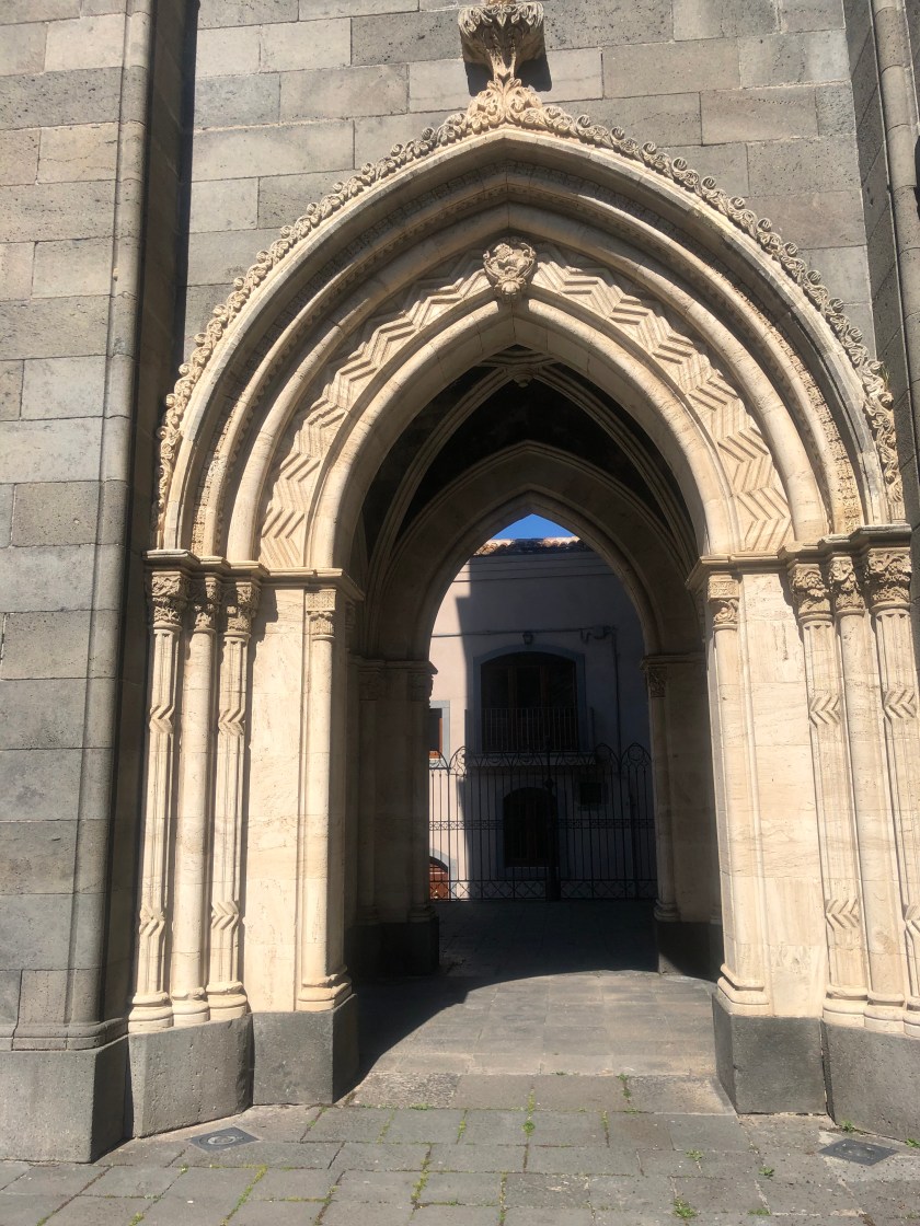 4F6B51DF-6E70-4698-9577-BCC1206B0C4F