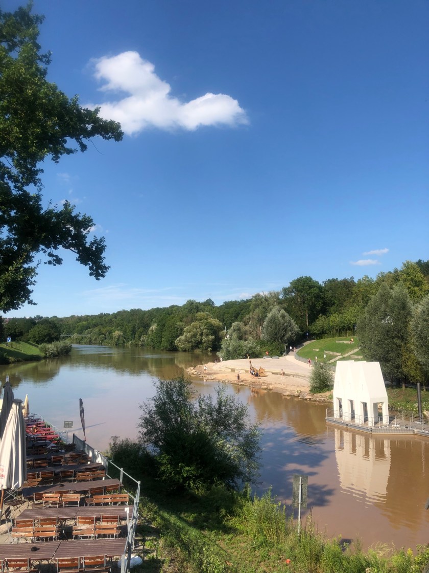 A982E903-DDFF-477A-8591-CA94C56F1231