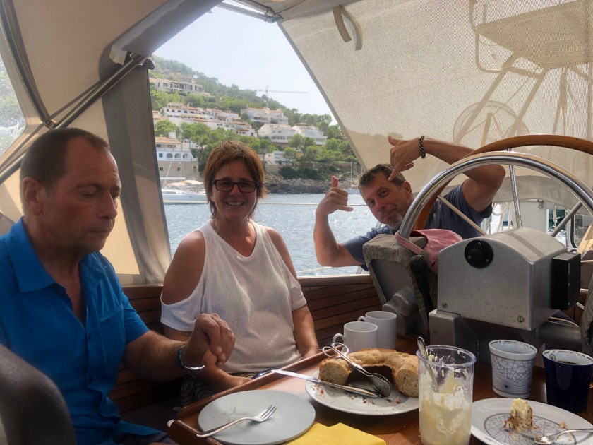 953868C7-5295-4DA5-8C82-C929C6AE8A01