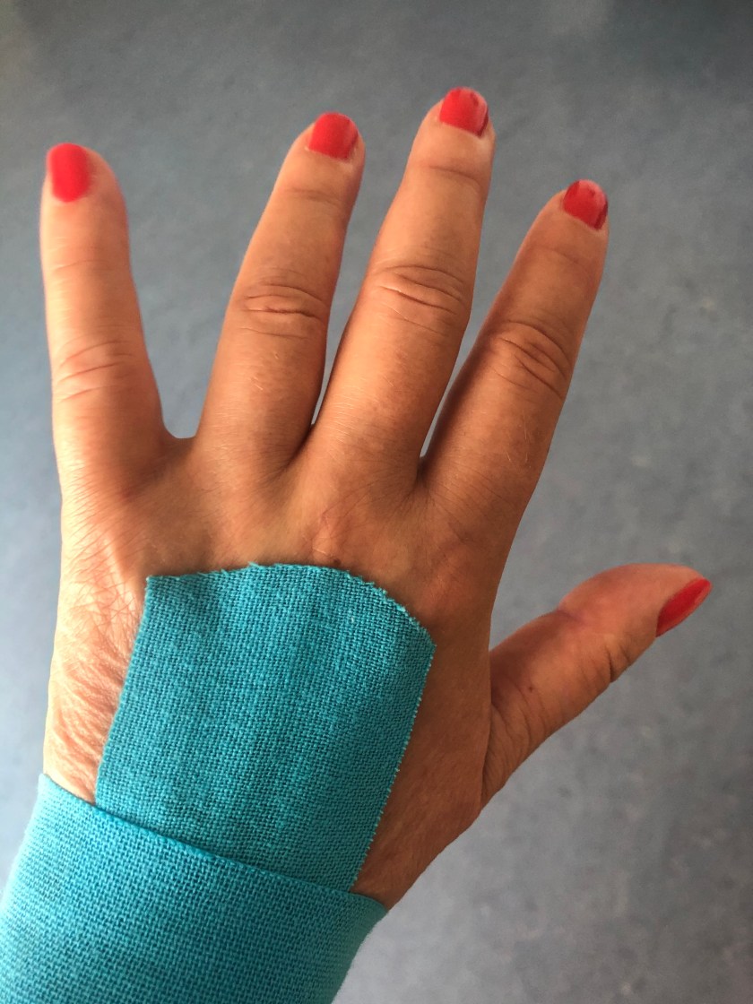 65E214B6-92EE-4D98-ACB5-C2B7B104A844